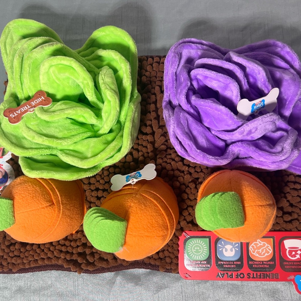 Interactive Dog Snuffle Toy – Hide & Treat Puzzle – New